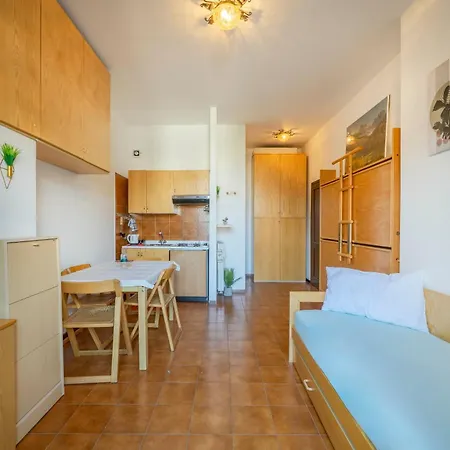 Apartament Vista Piste Da Sci - Centro - Piste A 2 Min, Wifi *