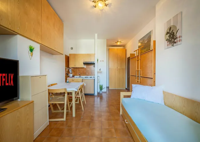 Apartament Vista Piste Da Sci - Centro - Piste A 2 Min, Wifi *